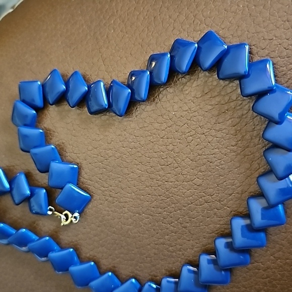 VTG TRIFARI Navy Blue Square Acrylic Beaded Collar Necklace - Picture 5 of 6